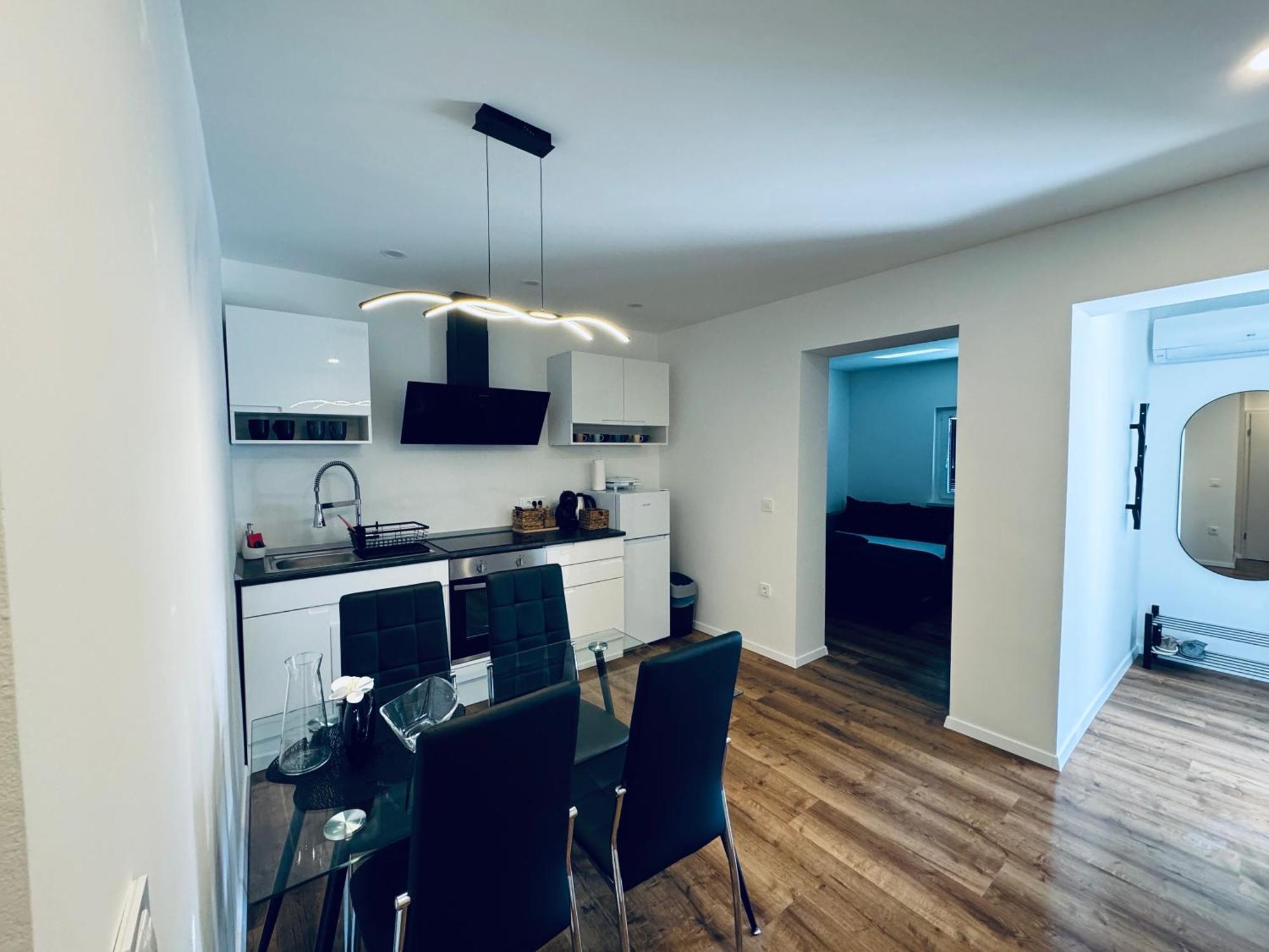 Rebecca'S Apartment ราโดว์ลิตซา ภายนอก รูปภาพ