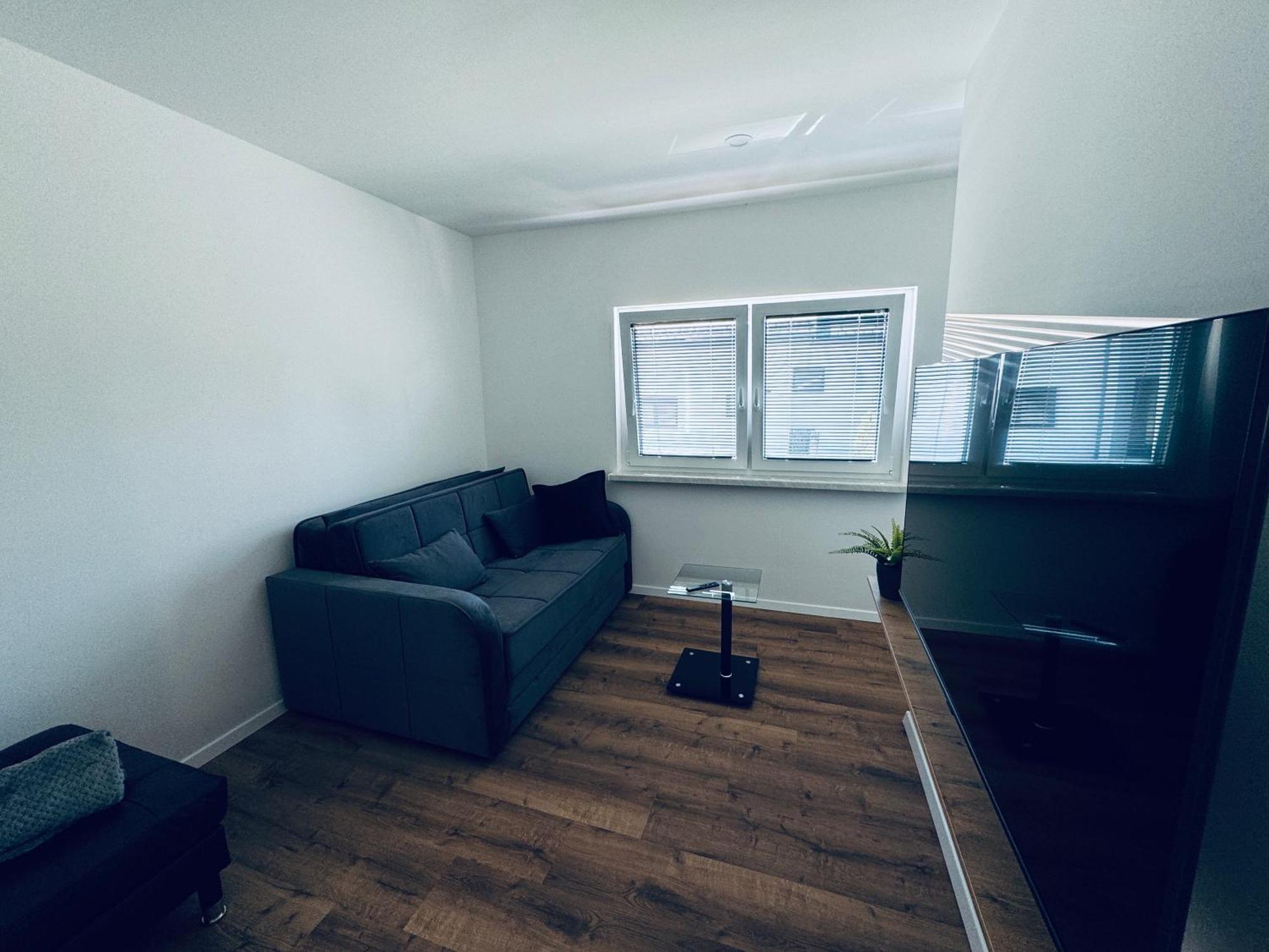 Rebecca'S Apartment ราโดว์ลิตซา ภายนอก รูปภาพ